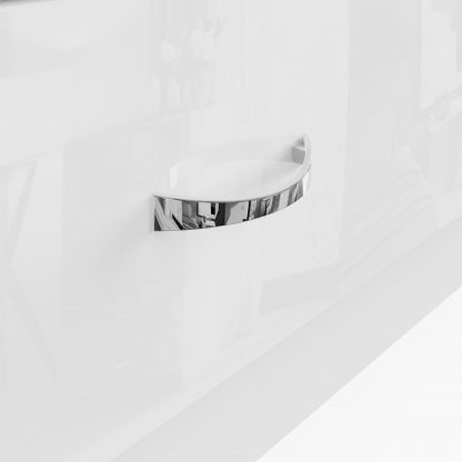Chilton white gloss 5 drawer chest handle detail