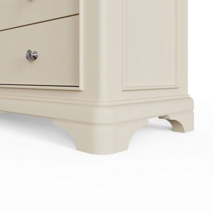 Faire 4+2 Chest in Putty with Oak Top - Image 10