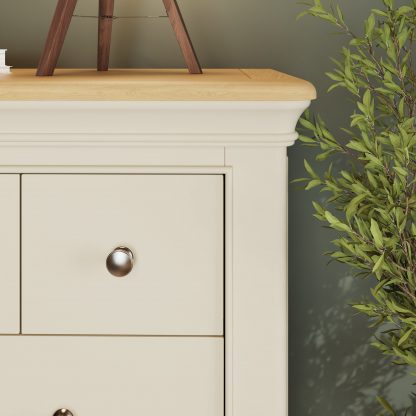 Faire 8 Drawer Chest in Putty with Oak Top - Image 6
