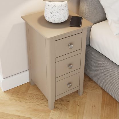 Palma 3 Drawer Bedside Cabinet Putty - Image 10